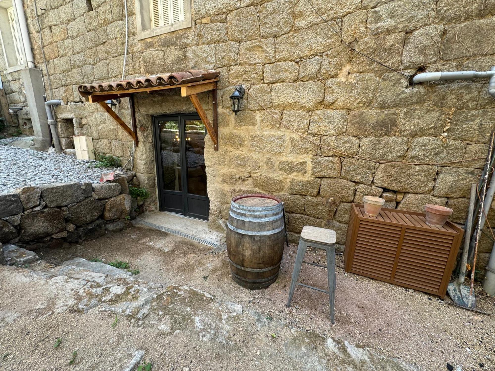 Loft De Charme En Centre Ville Sartène المظهر الخارجي الصورة